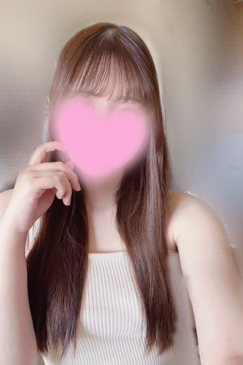 伊吹　えま